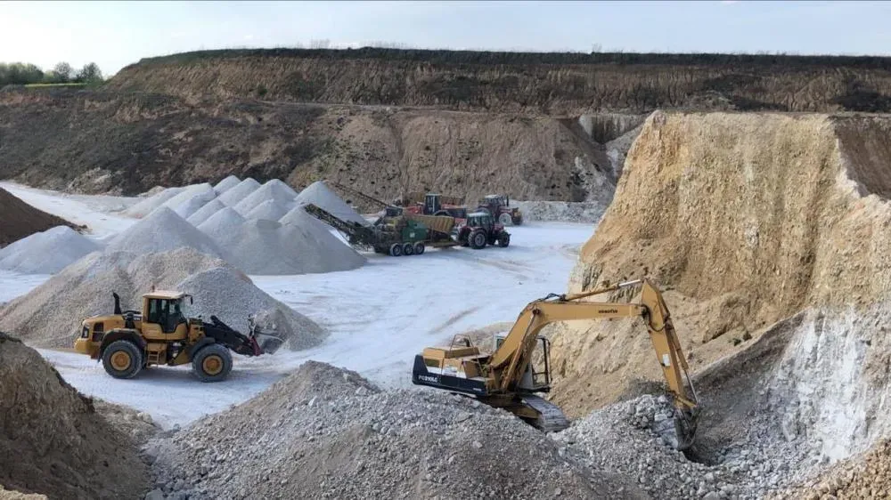 Production sur le site de la carrière