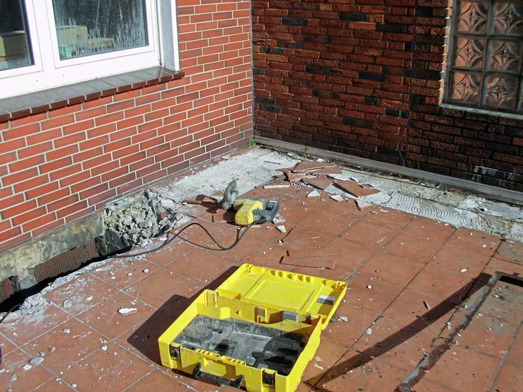 Abbrucharbeiten von der Rudolf Bibl Baugesellschaft mbH