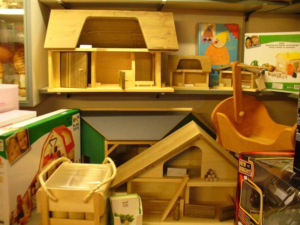 Arc-en-Ciel - intérieur du magasin - Neuchâtel