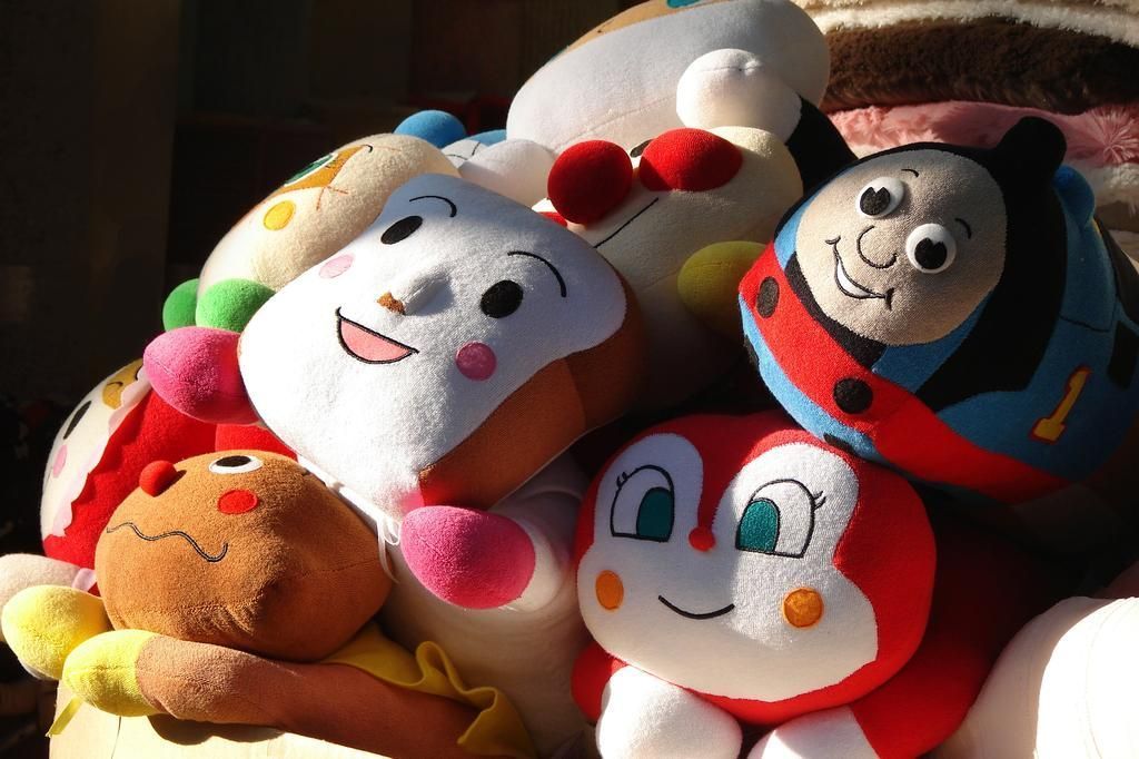 Arc-en-Ciel - peluches - Neuchâtel