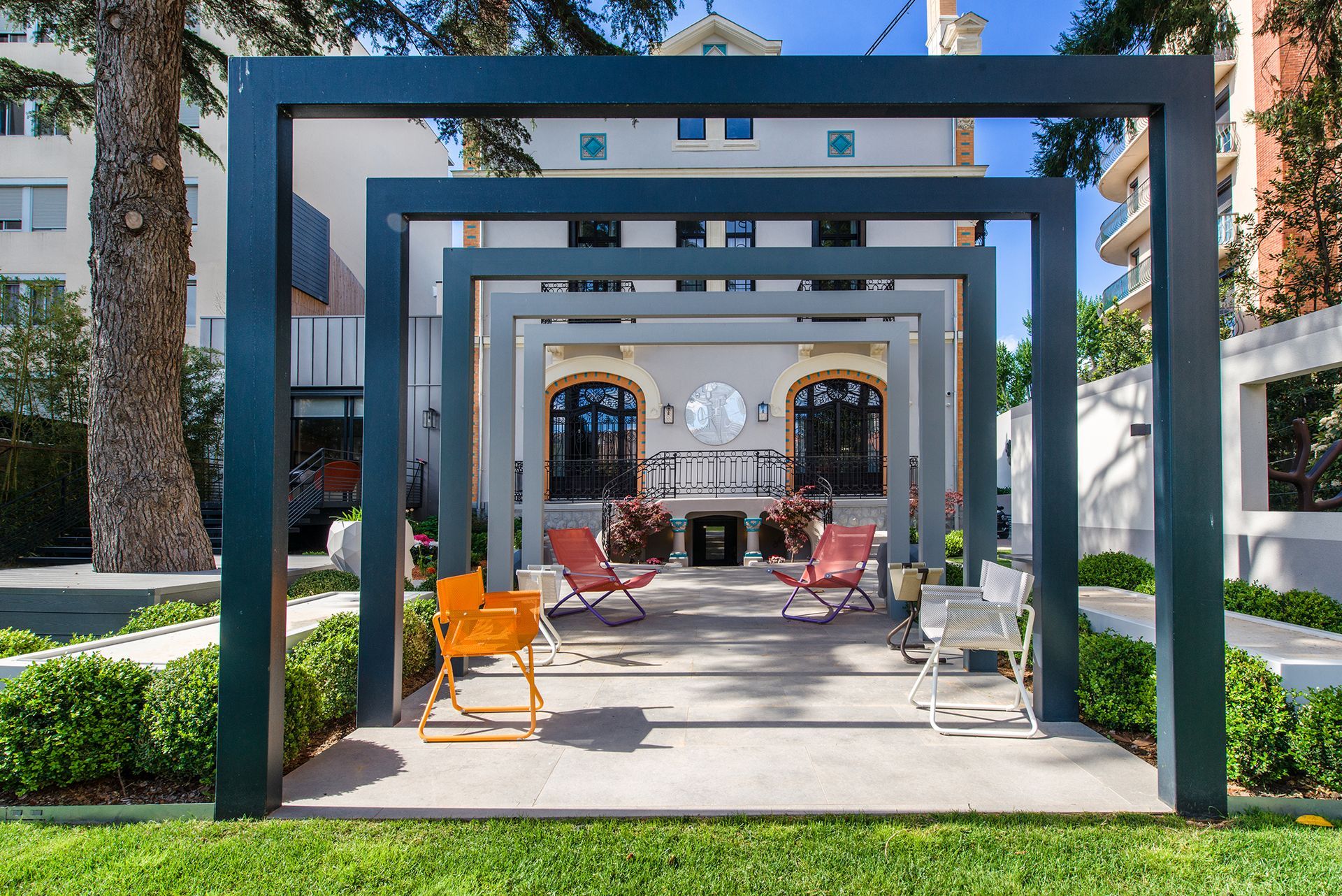 Extérieur maison avec arches