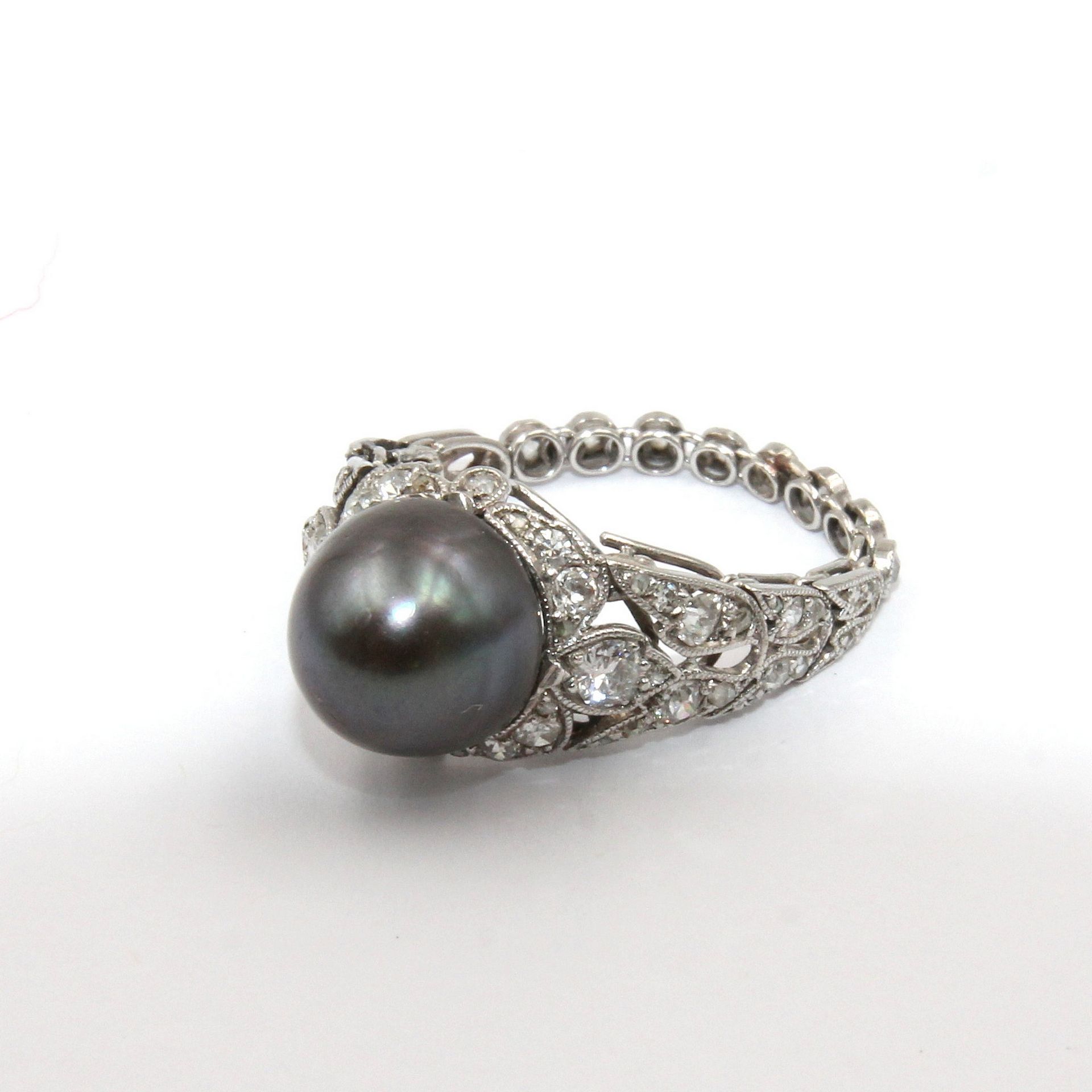 Bague or perle grise adjugée 8350e