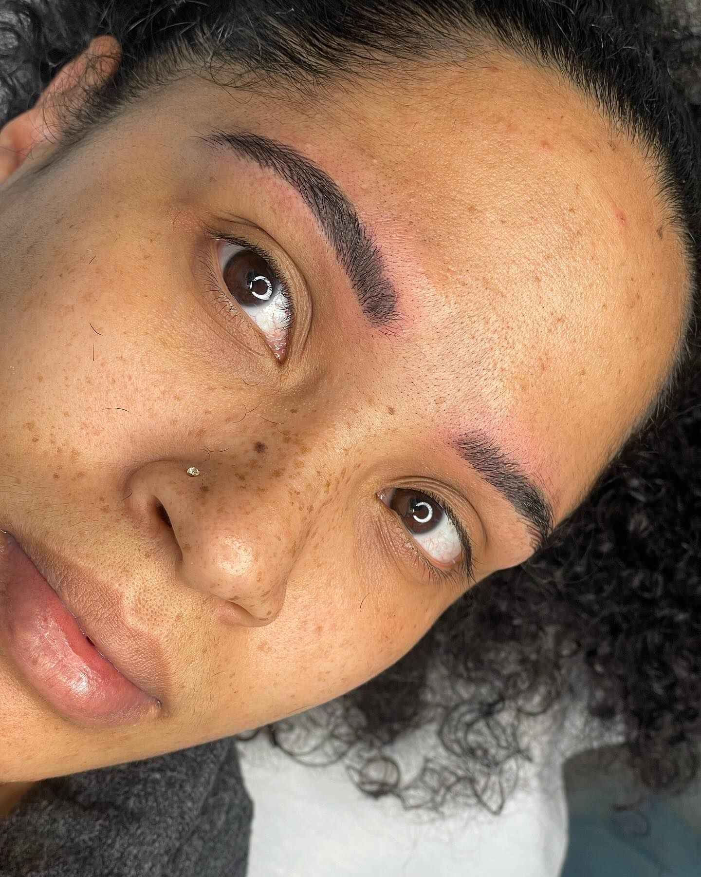 Mise en beauté des sourcils