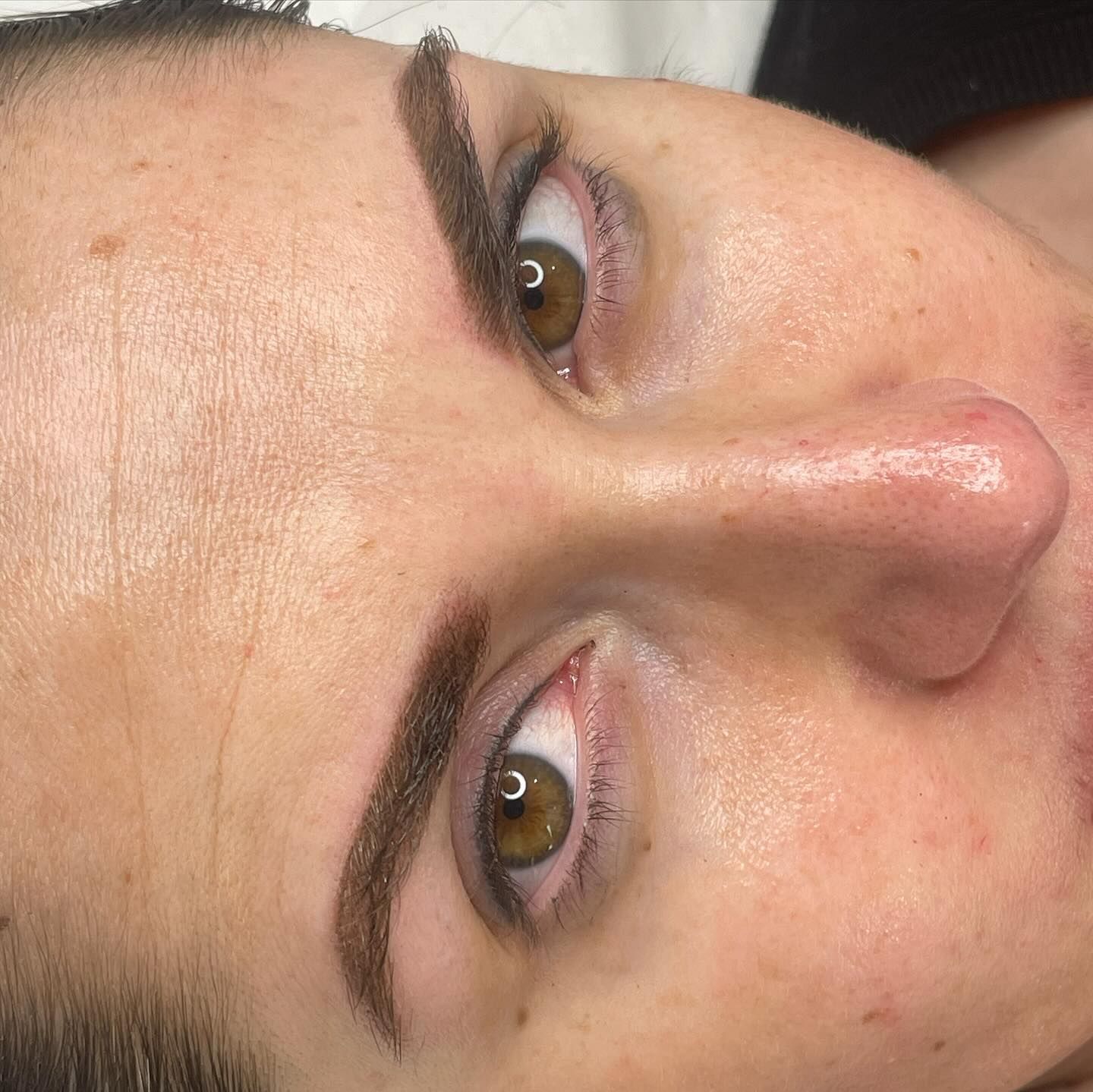 Microshading sourcils