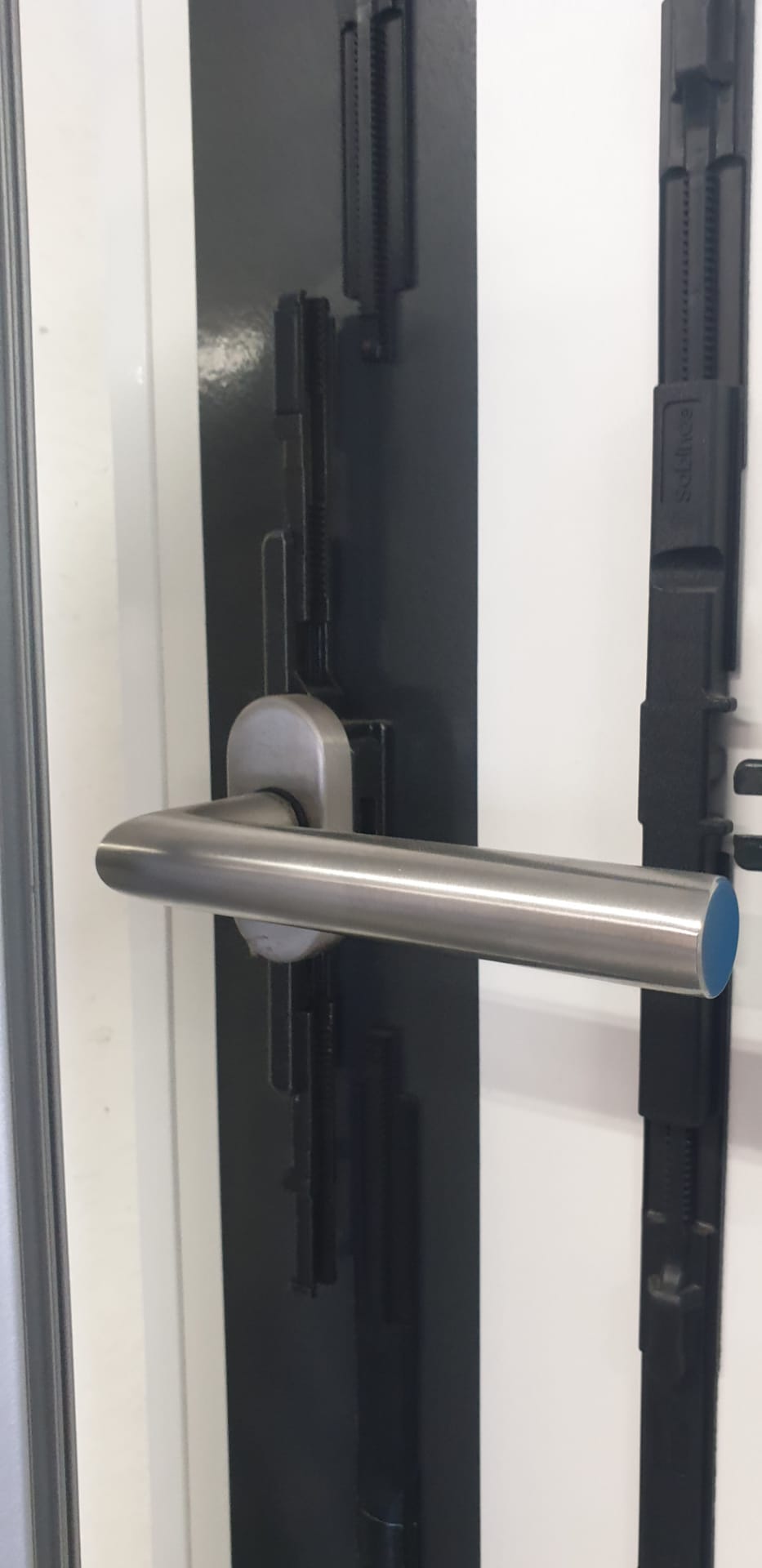 Remplacement poignée fenêtre