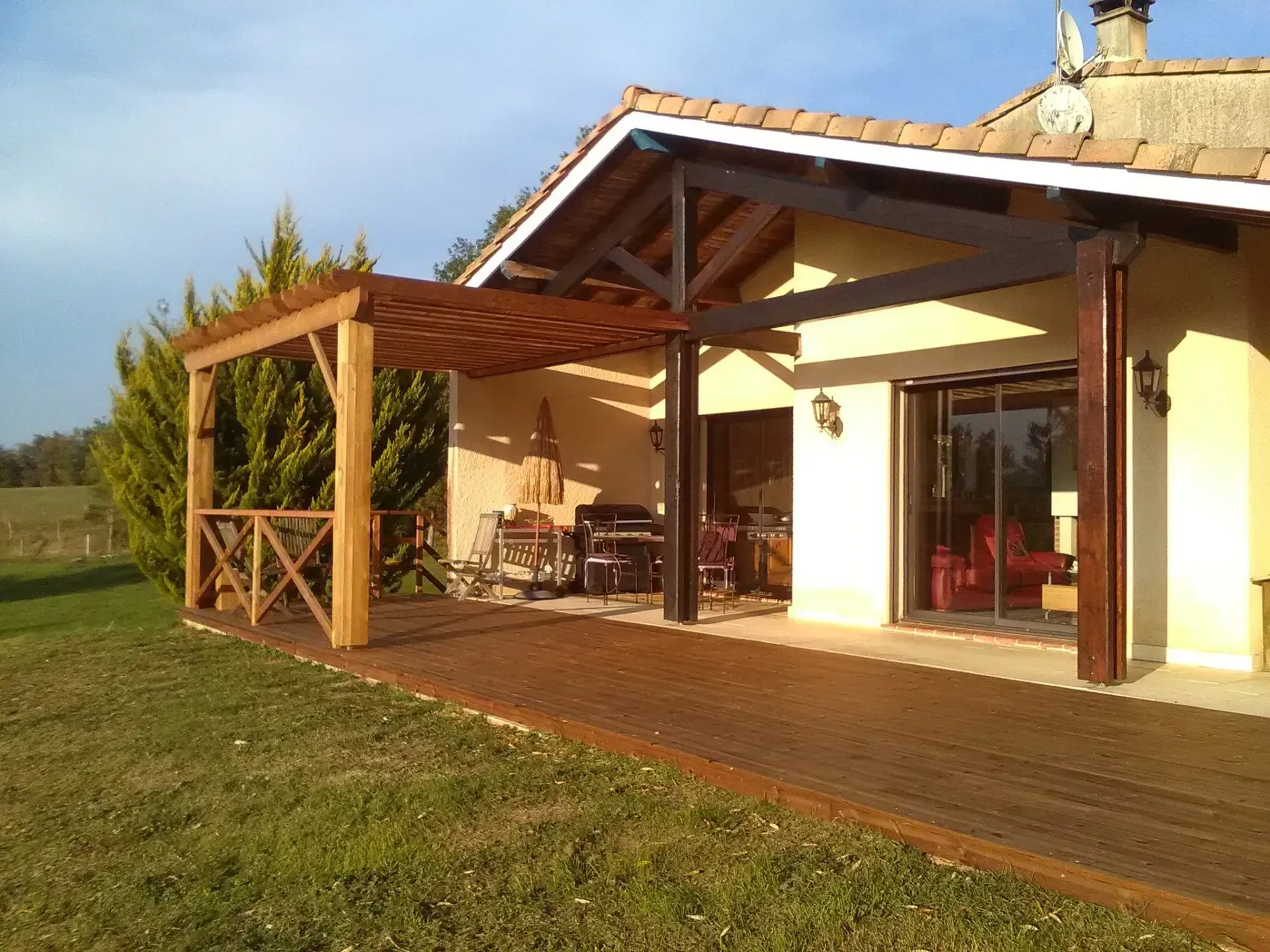Pergola sur une terrasse