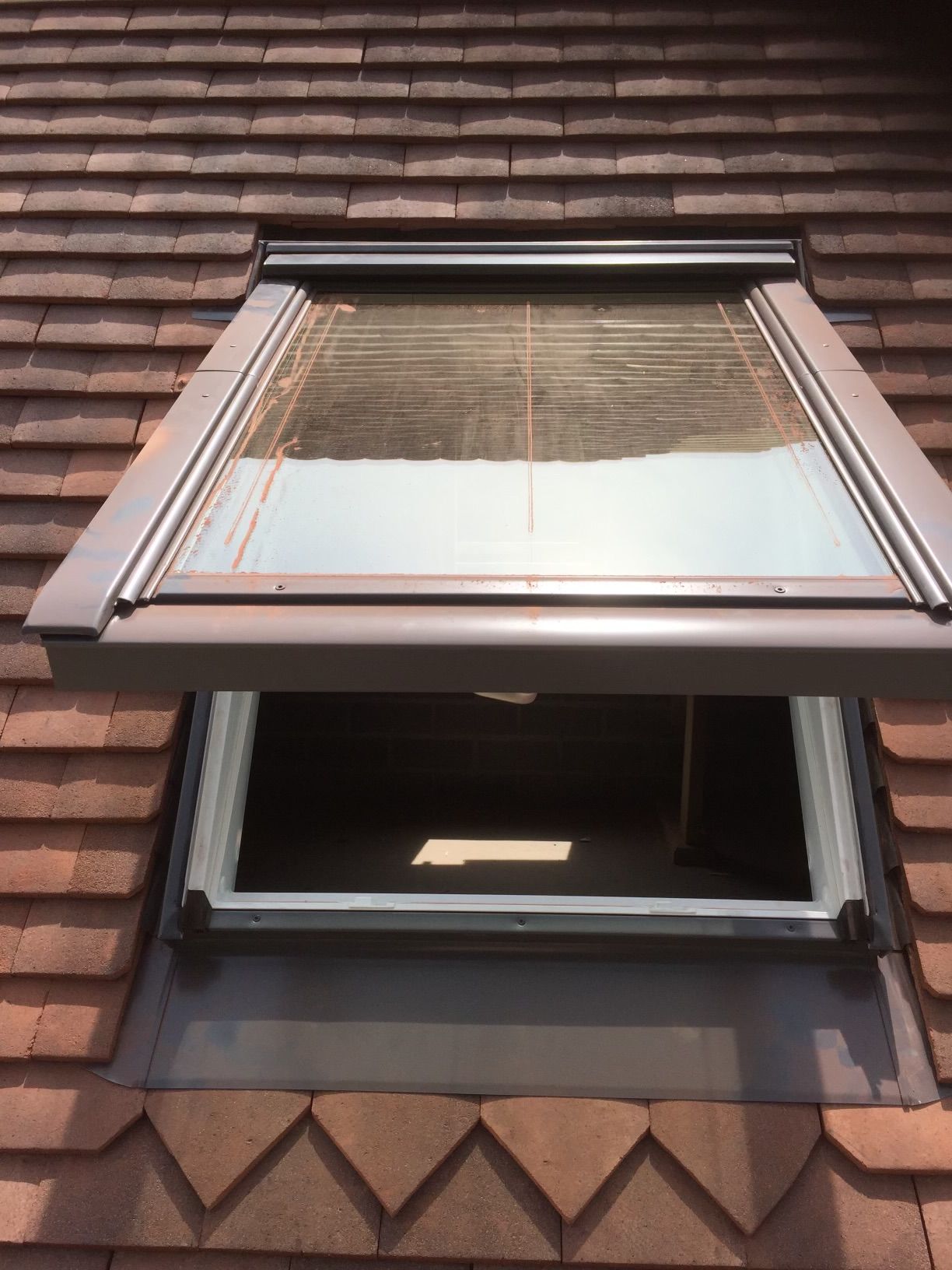 Installation d'une fenêtre de toit