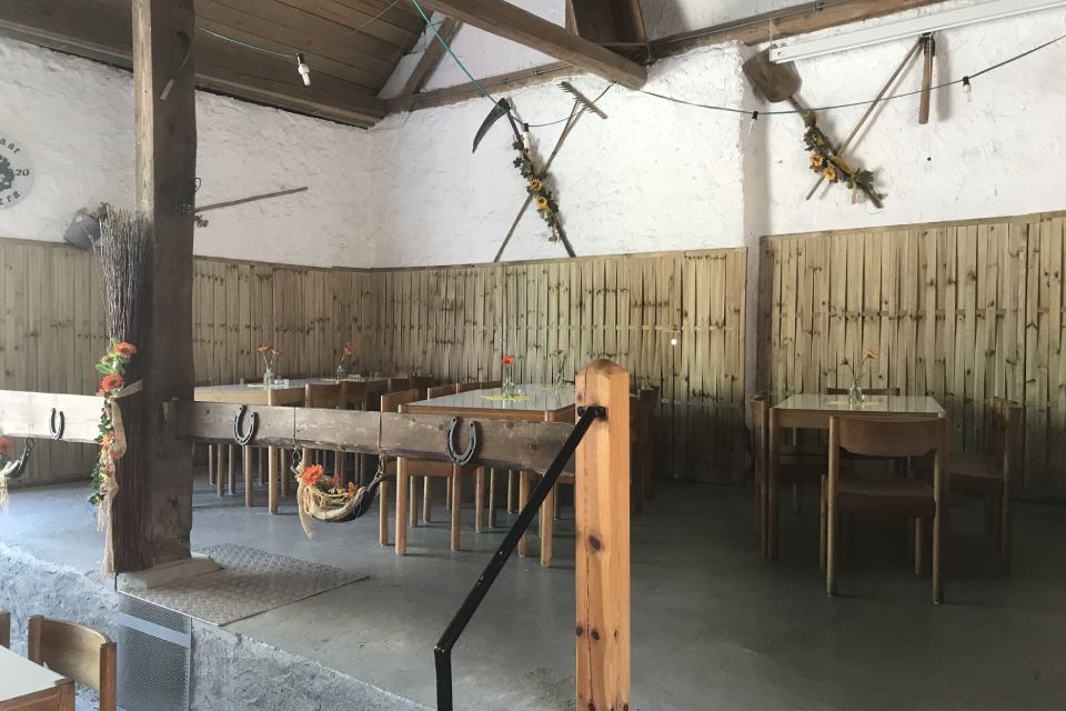 Gasthaus Brehm Tische und Stühle