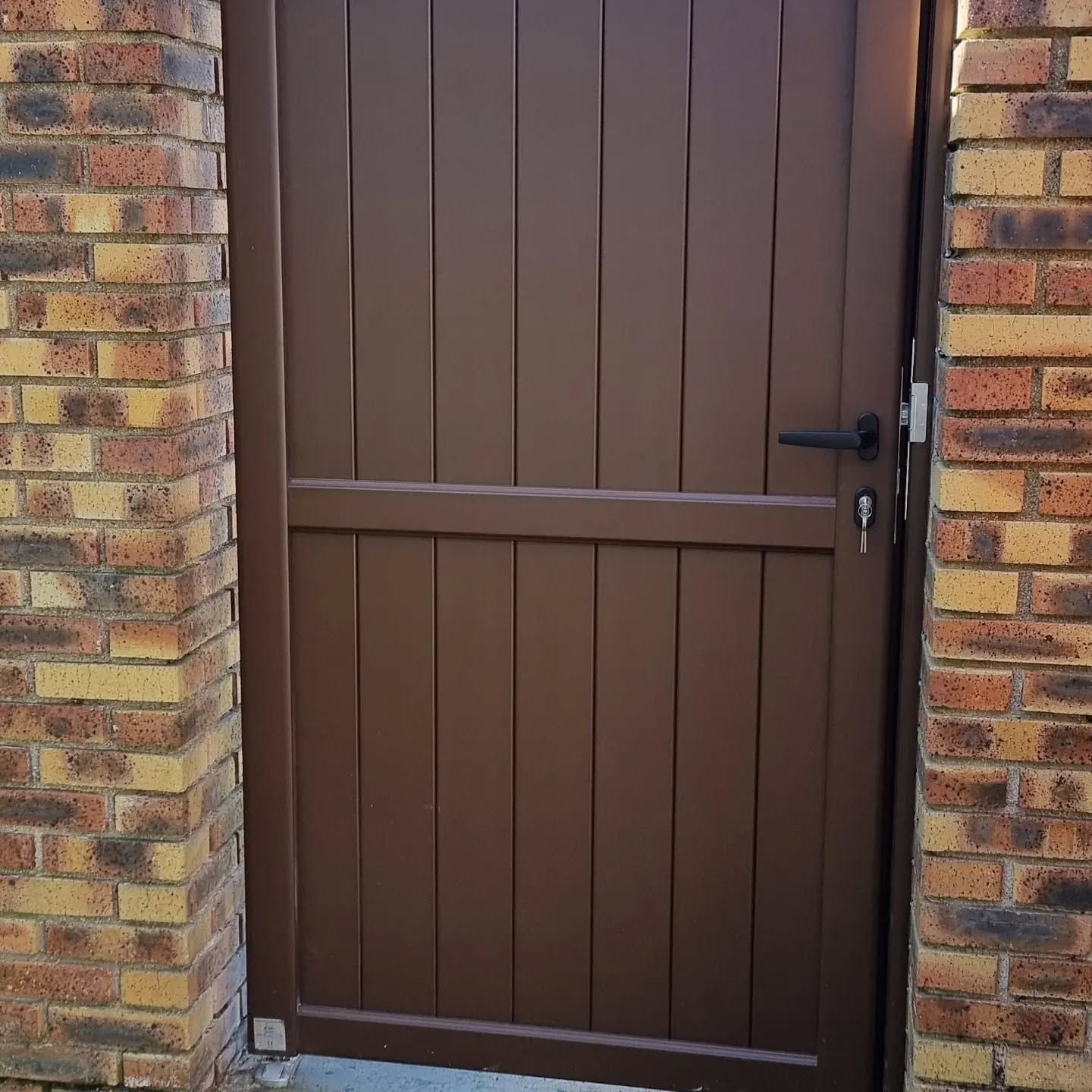 porte d'entrée bois