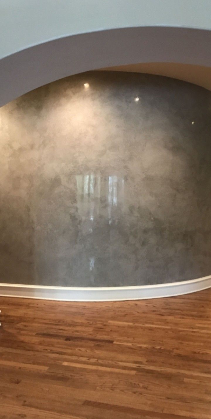 Sezione del muro e parquet