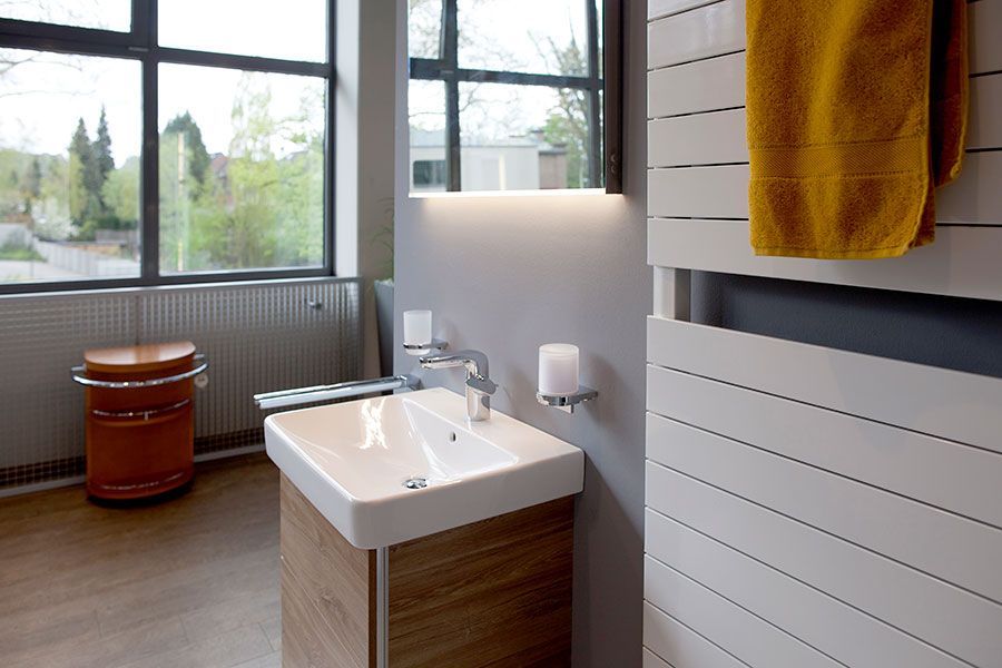 _MG_9366_roenneper_waschbecken_heizung