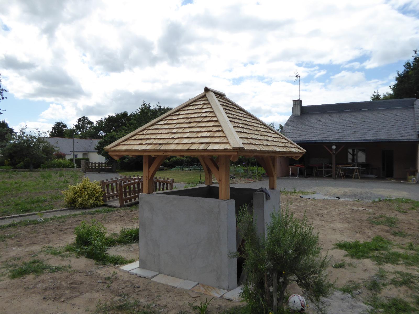 Petit toit pour un puits