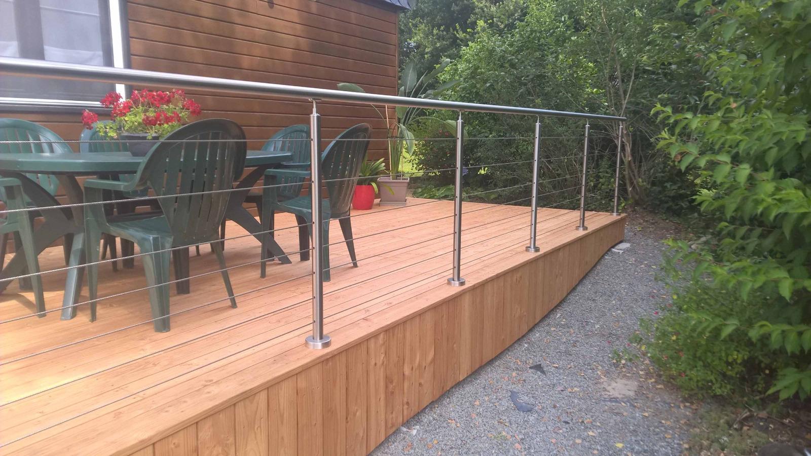 Terrasse avec garde-corps