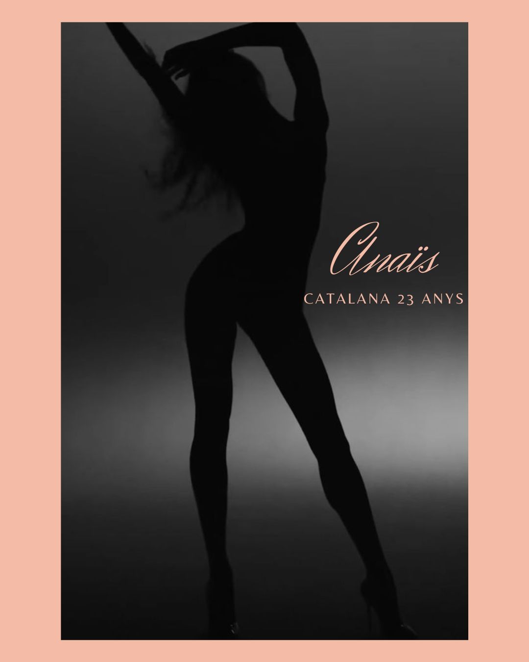 Silueta de una mujer con tacones altos. El nombre 