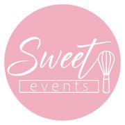 El logotipo de Sweet Events es un círculo rosa con un batidor y una cuchara dentro.