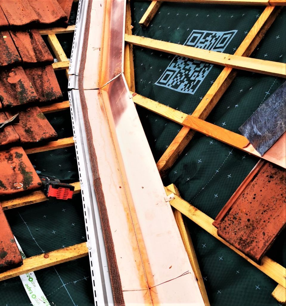 Marderschutz von der HTR PROTECT GmbH wird installiert