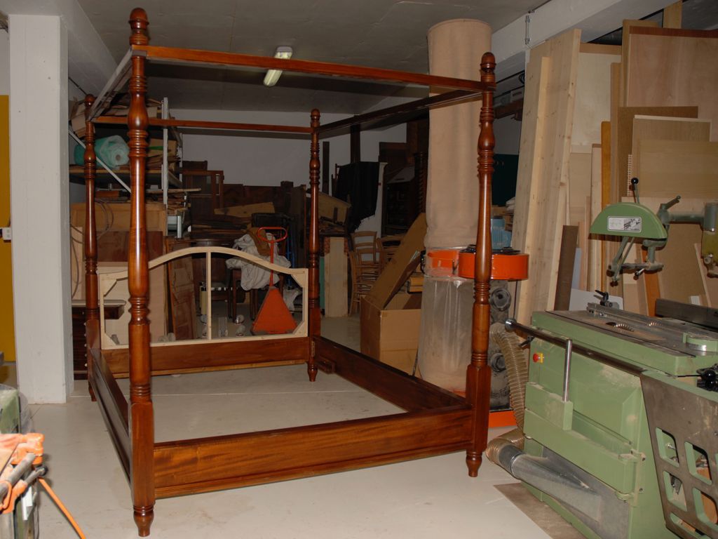 Réalisation d'un lit à baldaquin - Kauffmann Serge Ebénisterie