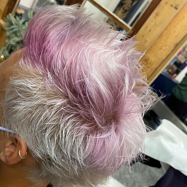 Trendige Haarfrisur - Coiffeur Inge - Hausen AG