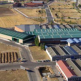 Una vista aérea de una gran zona industrial con muchos edificios.