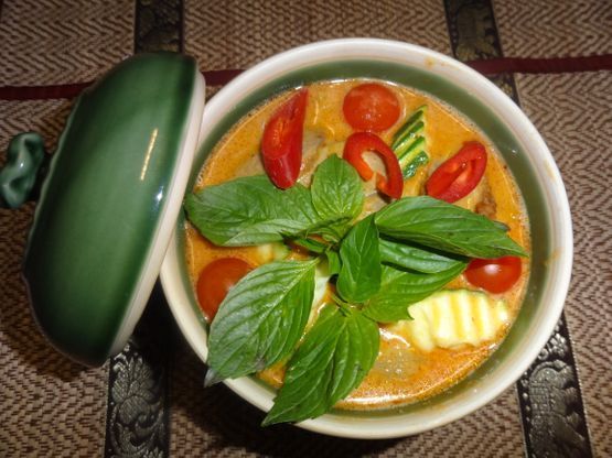 Plat Canard curry rouge - restaurant Lanna Thai