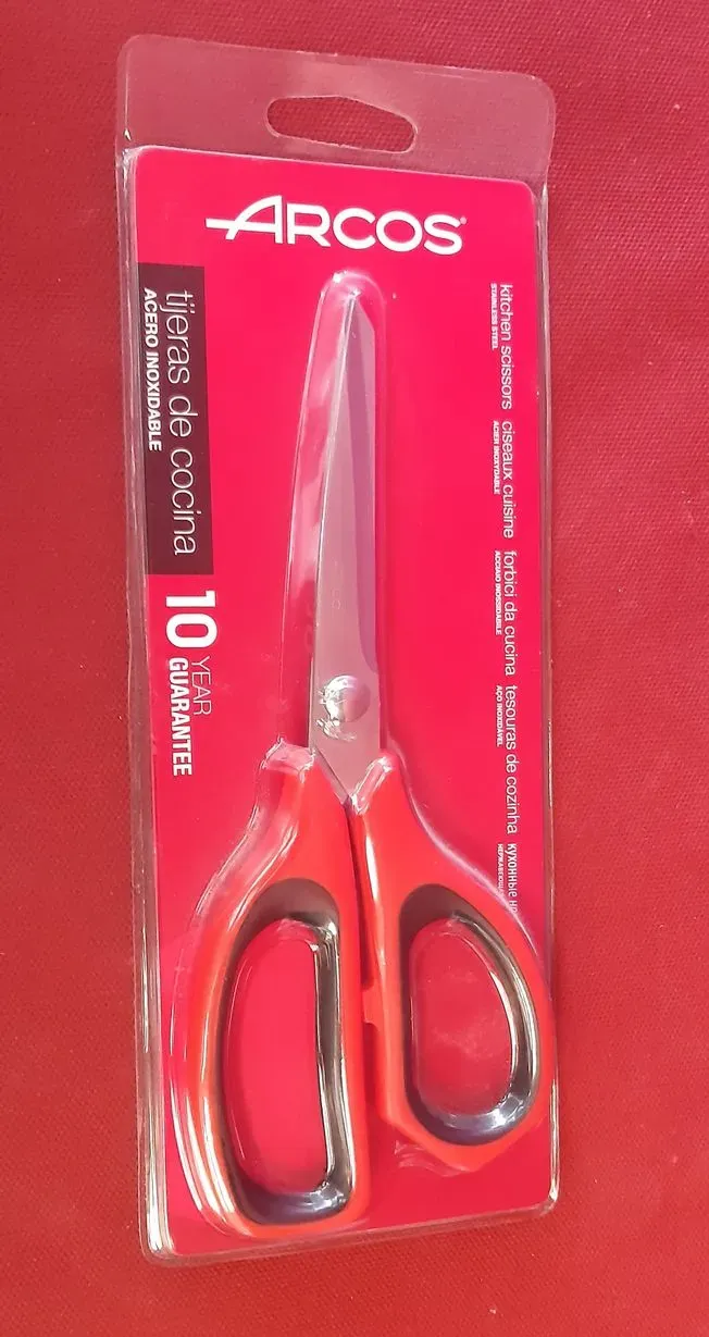 TIJERA COCINA