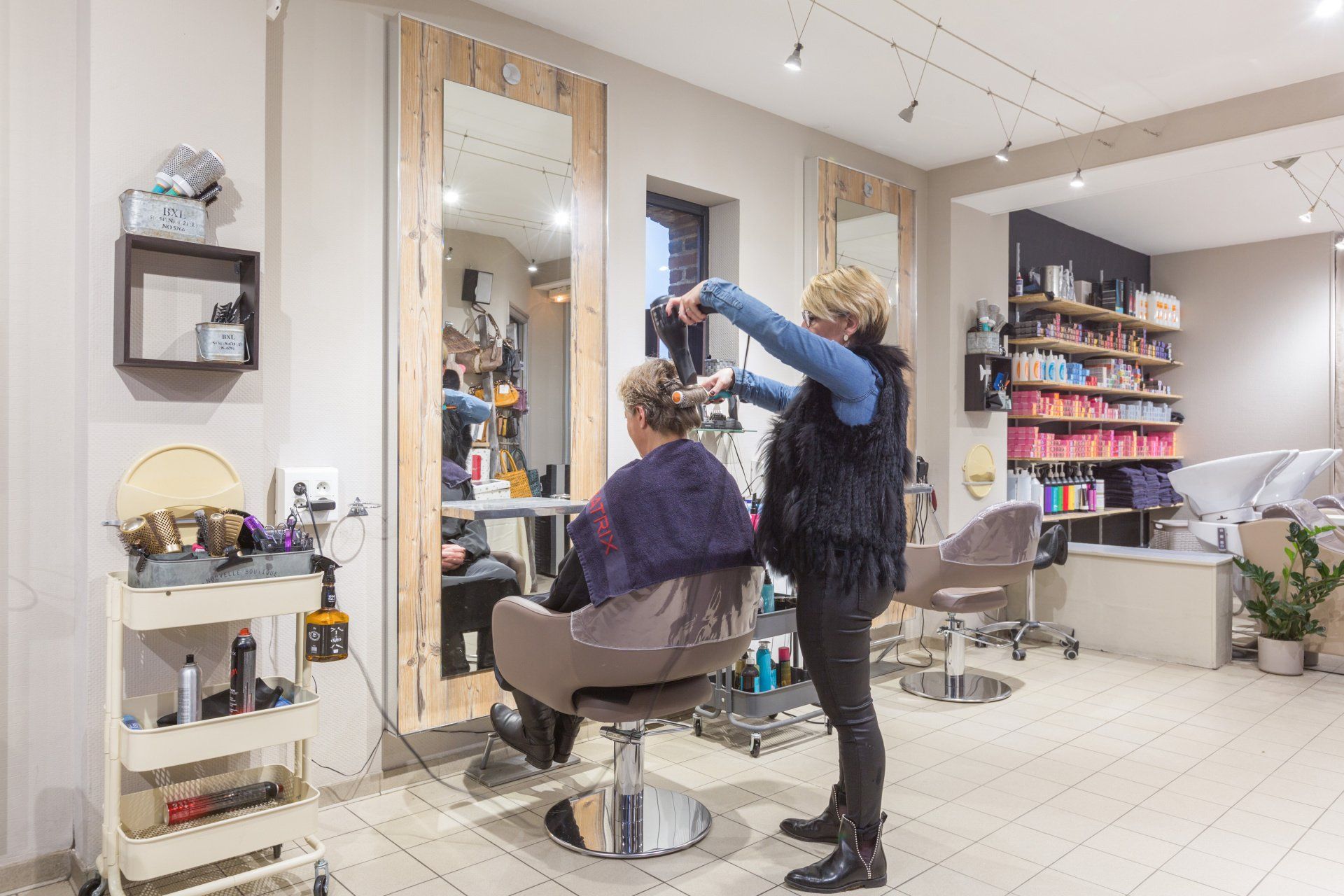 Prestation en coiffure sur une cliente