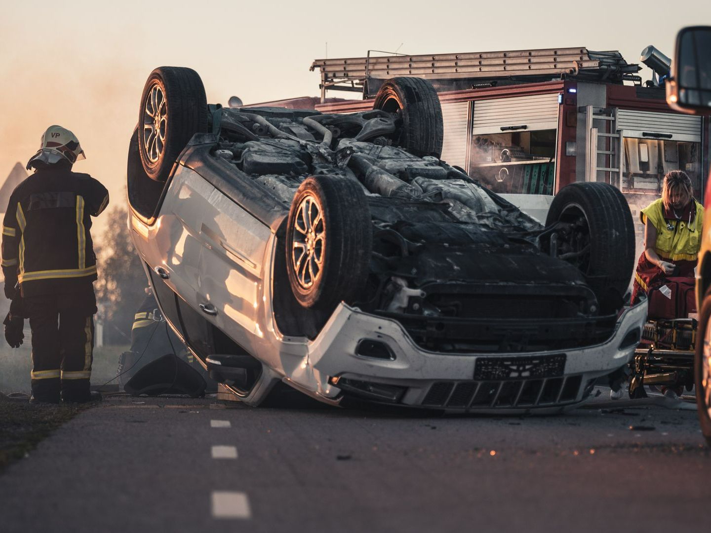 Accident de la route avec pompiers