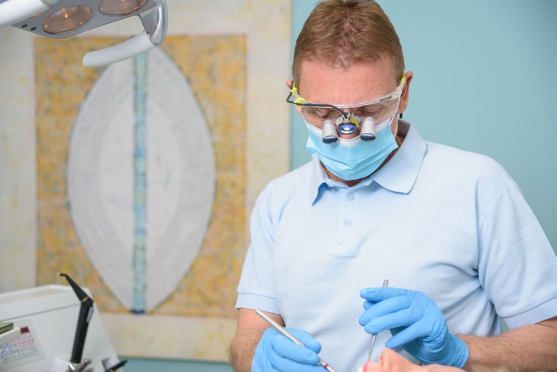 zahnmedizin - dr. med. dent. peter süssli - pfäffikon zh