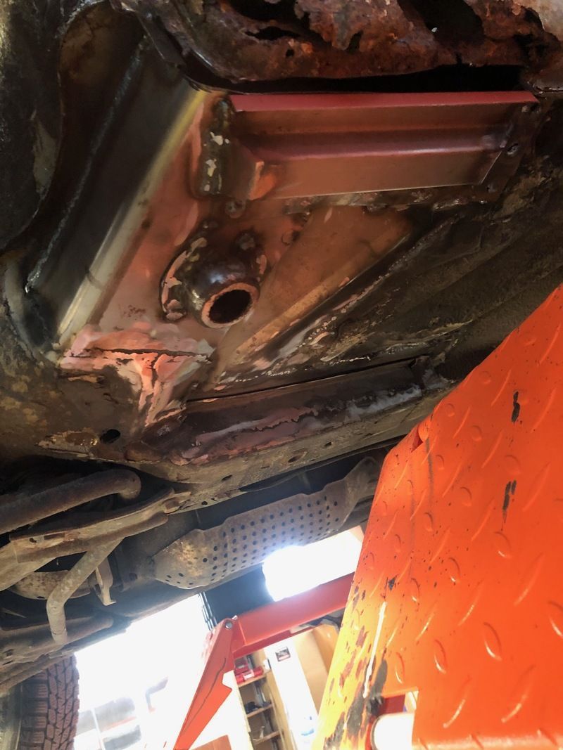 Autoteile, Foto der Carrosserie Fäh