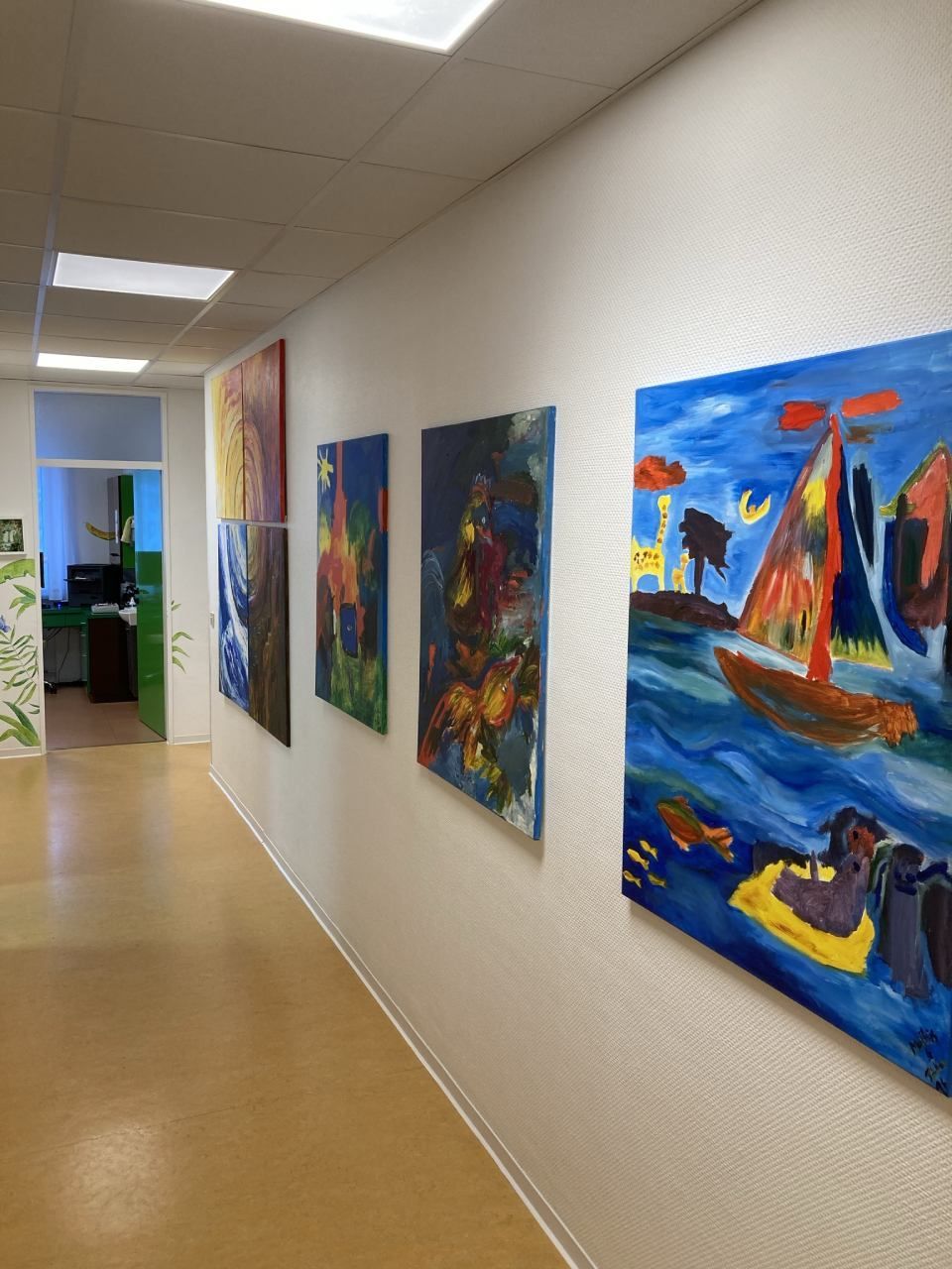 Wandbilder in der Kinderarztpraxis Börchers