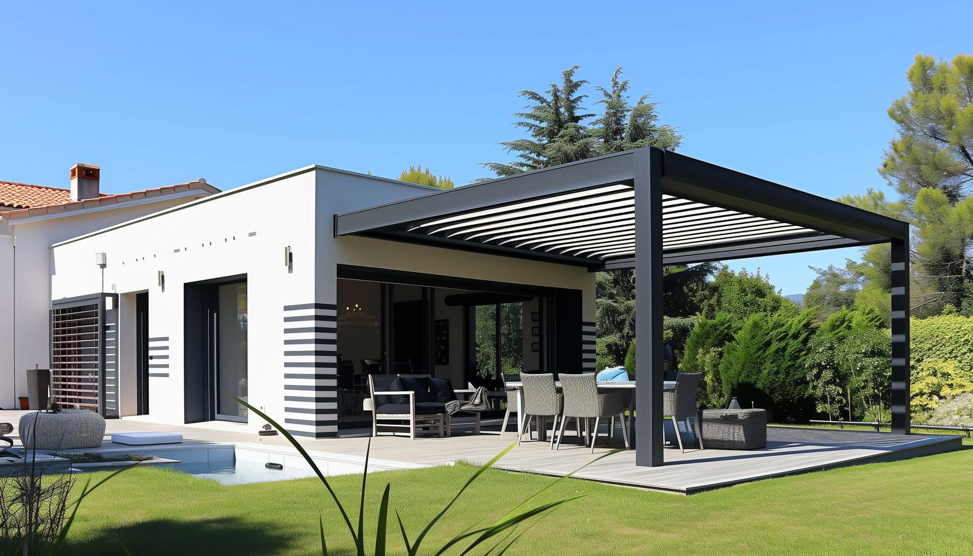 Maison moderne avec une pergola.