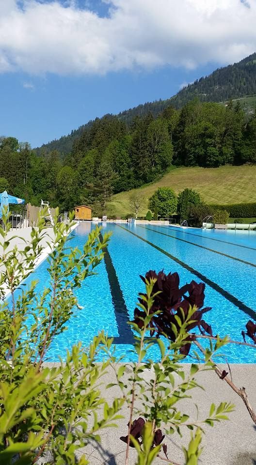 vue aérienne restaurant de la piscine