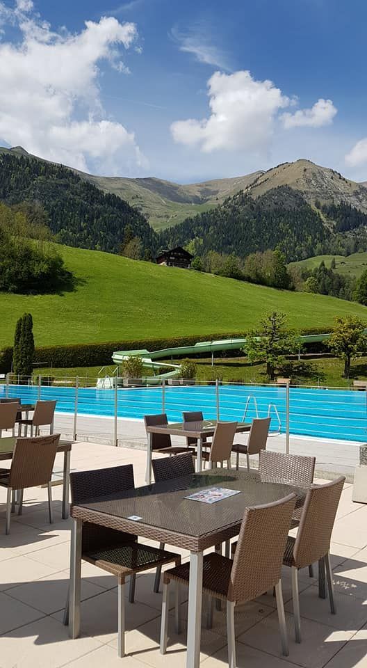 vue aérienne restaurant de la piscine