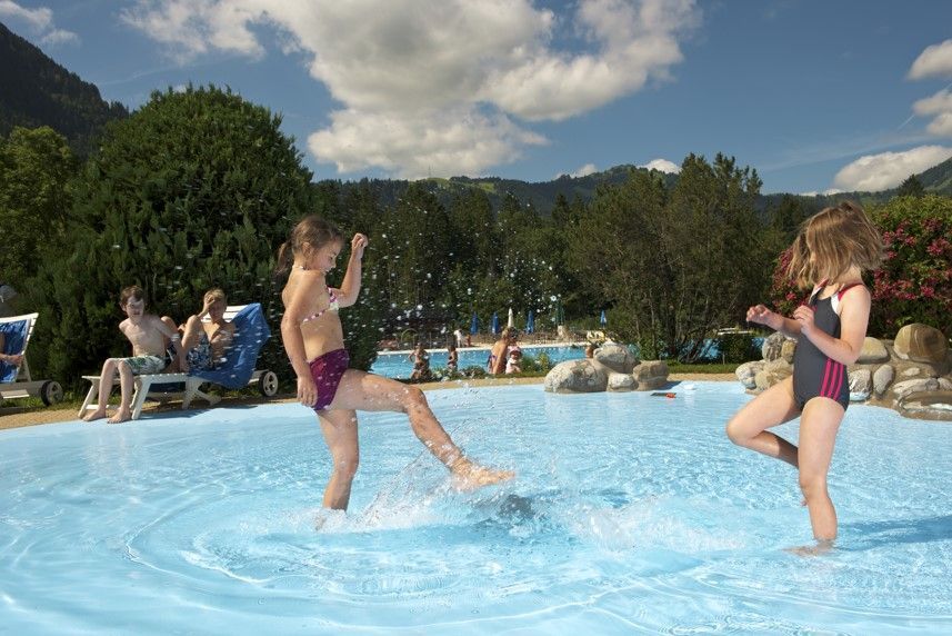 vue aérienne restaurant de la piscine