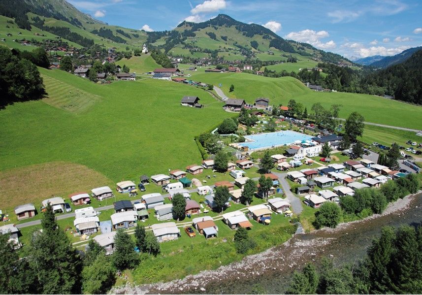 vue aérienne restaurant de la piscine
