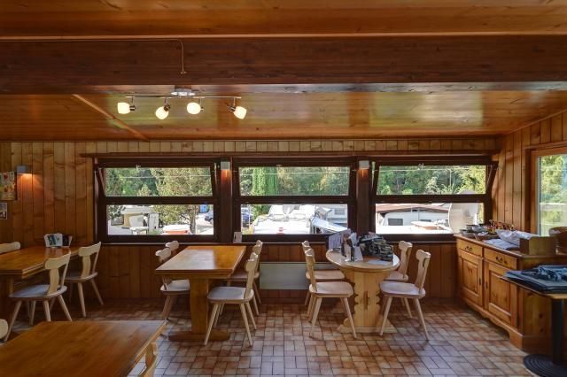 Restaurant de la Piscine - Camping - Château-d'Oex