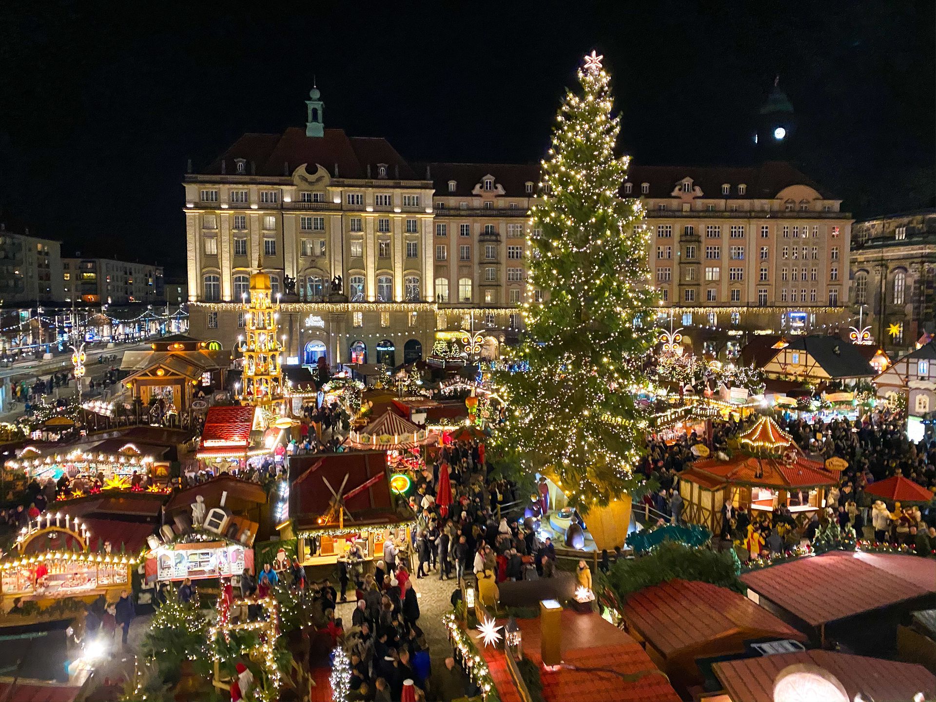 Striezelmarkt in Dresden