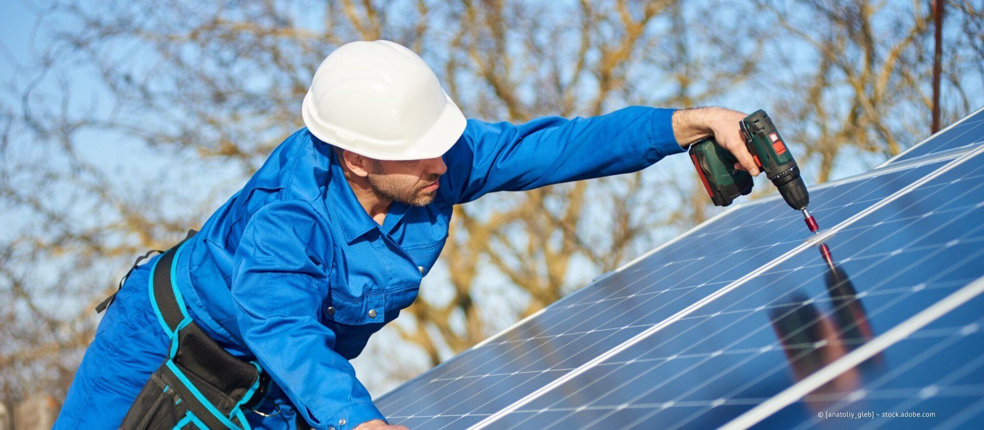 Solarpaneelen werden installiert