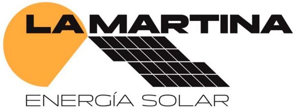 Logotipo para La Martina Energía Solar, que presenta un diseño de panel solar con un gráfico de sol naranja.