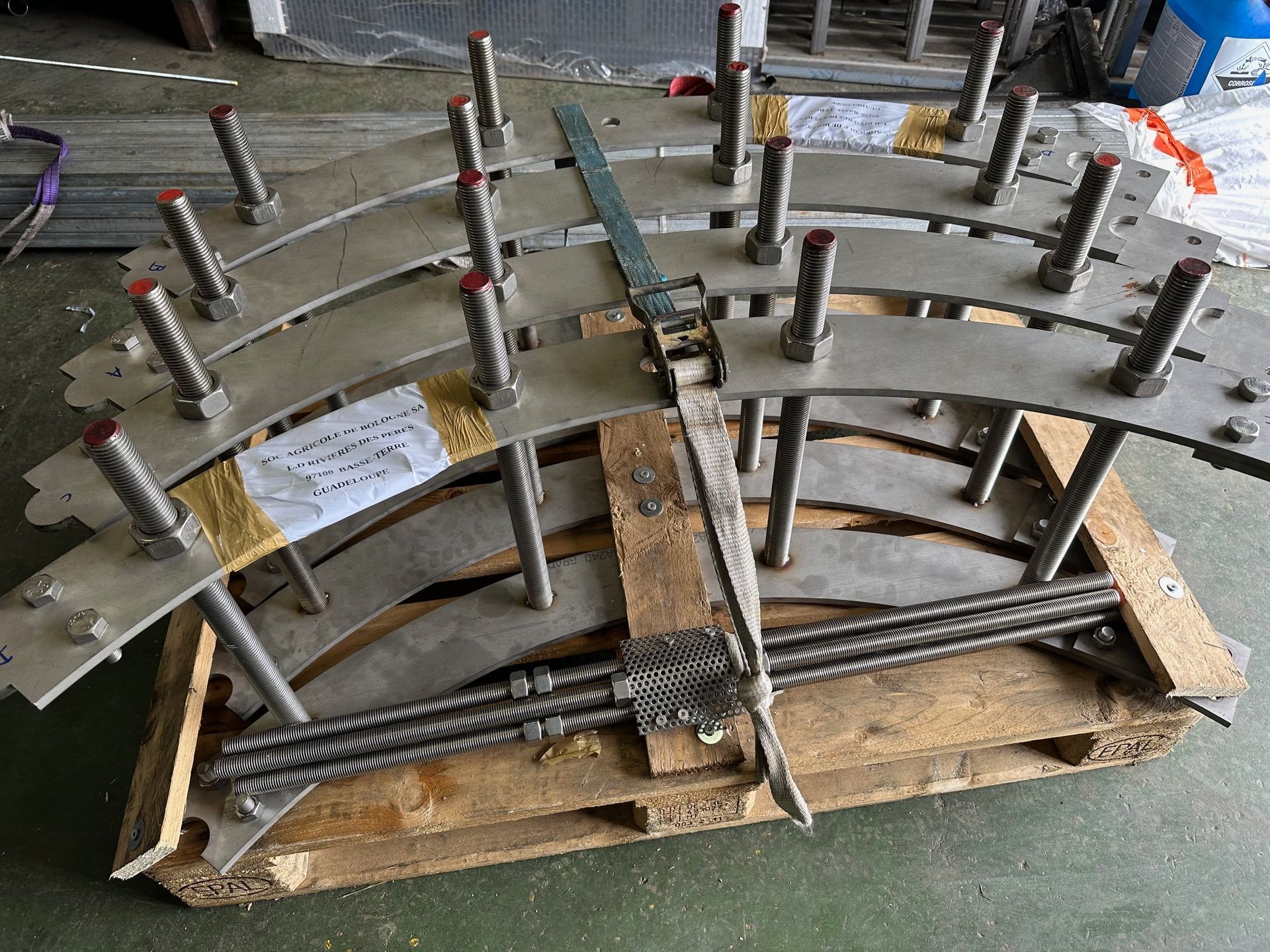 FABRICATION SUR MESURE ANCRAGES BOUILLEUR