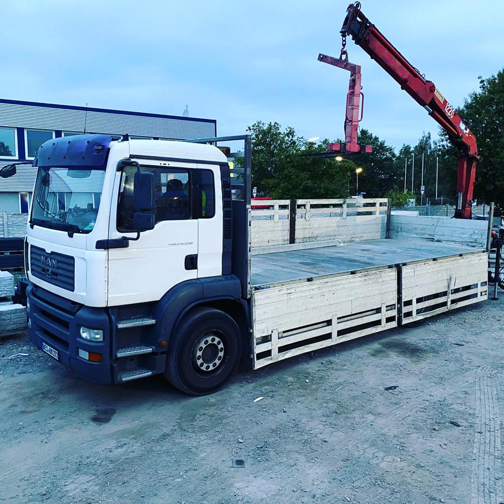 Transporter der Firma CGG Berka GmbH