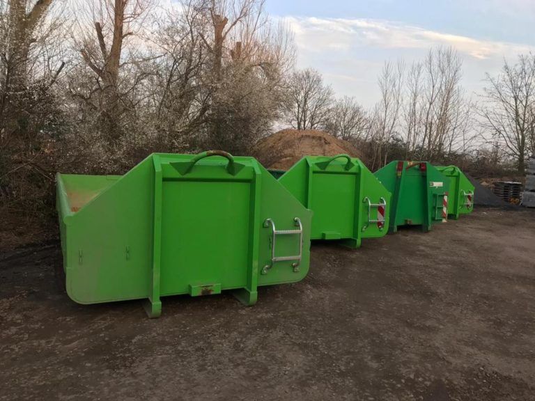 Container der Firma CGG Berka GmbH