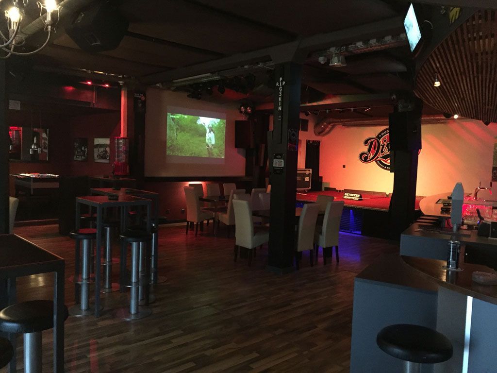District 28 | Bar- und Music-Club | 8854 Siebnen SZ