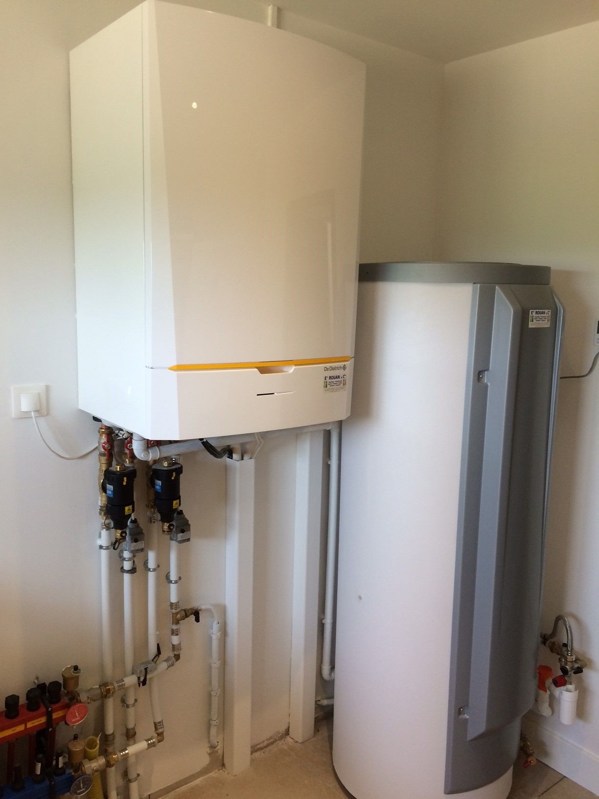 Chaudière au gaz et chauffe-eau thermodynamique