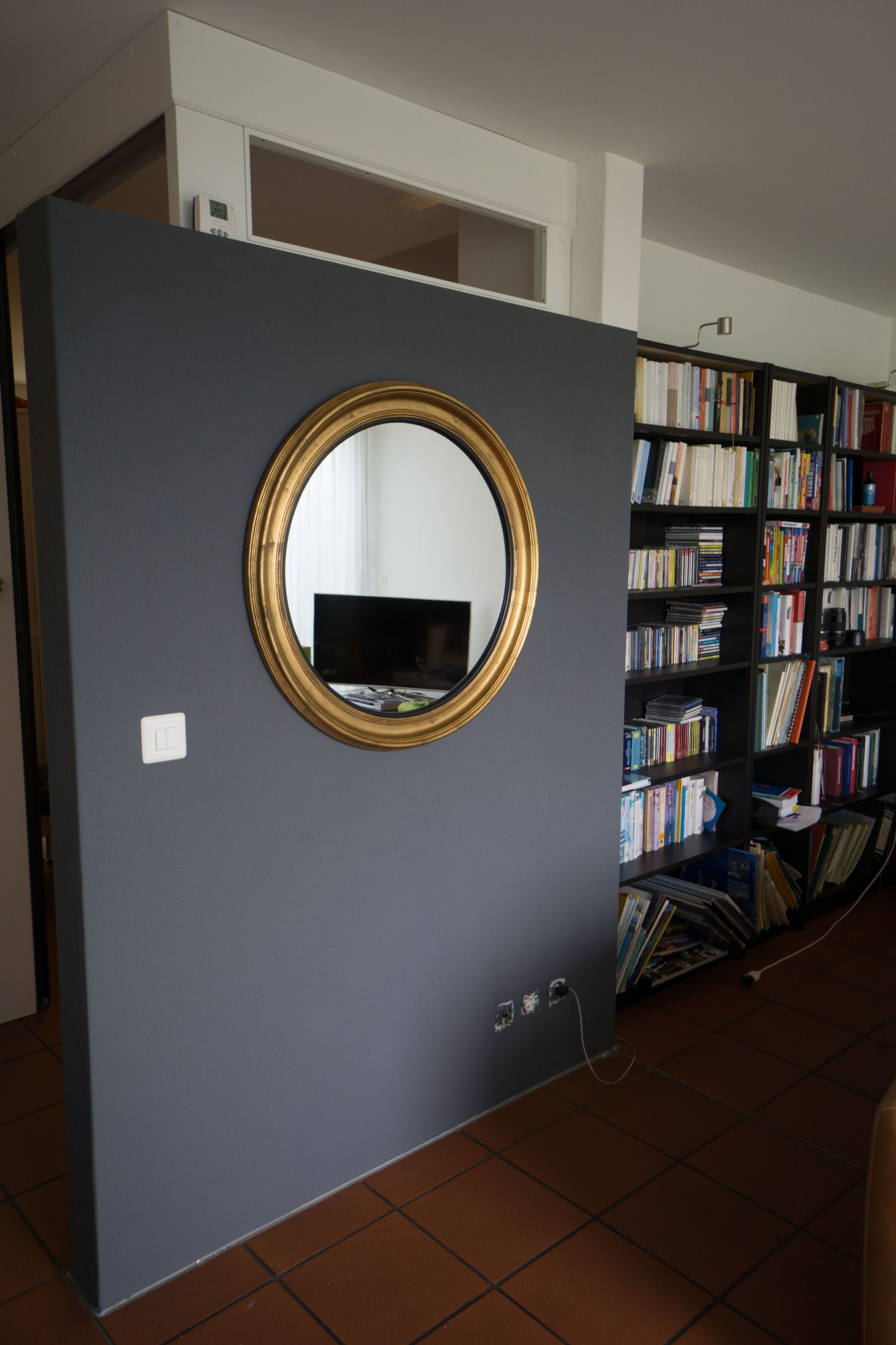 Farbgestaltung mit Farben von Les Corbusir Couleur gris fonc 31 - Malerarbeiten Marco Dürst