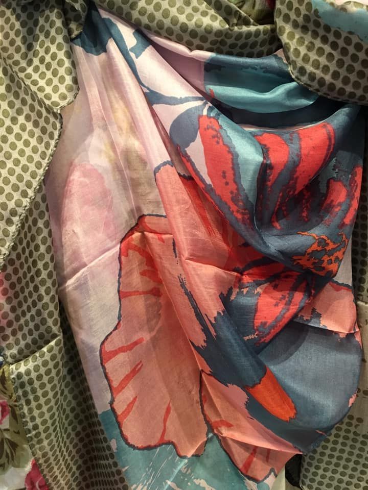 Schöne Foulards - AMBRA Bijoux und Accessoires - Bonstetten 4