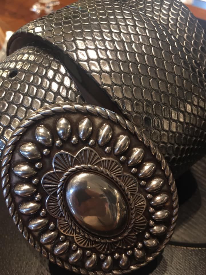 Gürtel mit Schnalle - AMBRA Bijoux und Accessoires - Bonstette 3