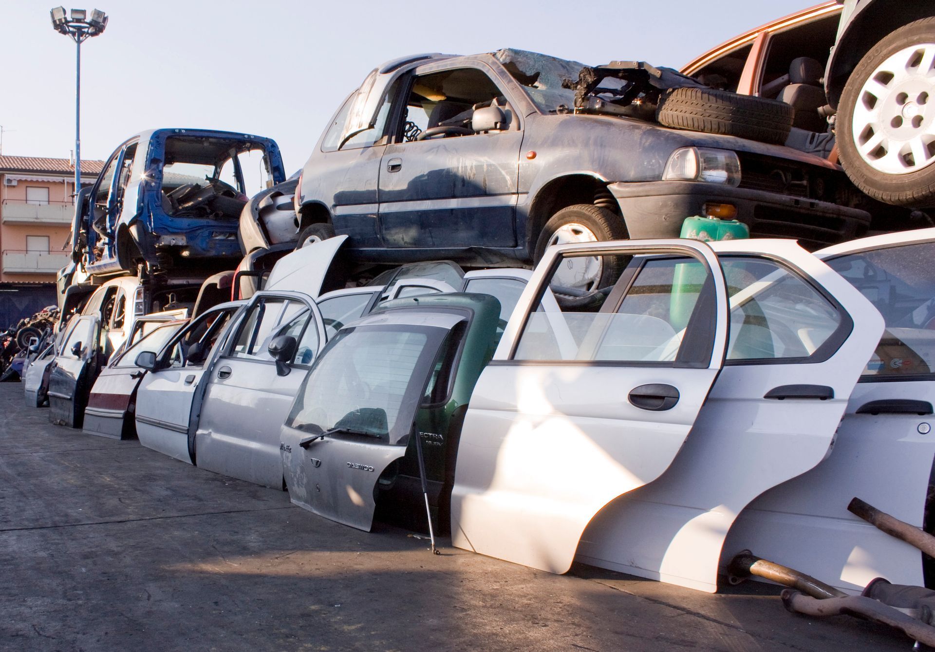 Pièces auto et épaves de véhicules