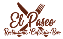 Logotipo marr&oacute;n del restaurante, cafeter&iacute;a y bar &ldquo;El Paseo&rdquo; con un icono de cuchillo y tenedor.