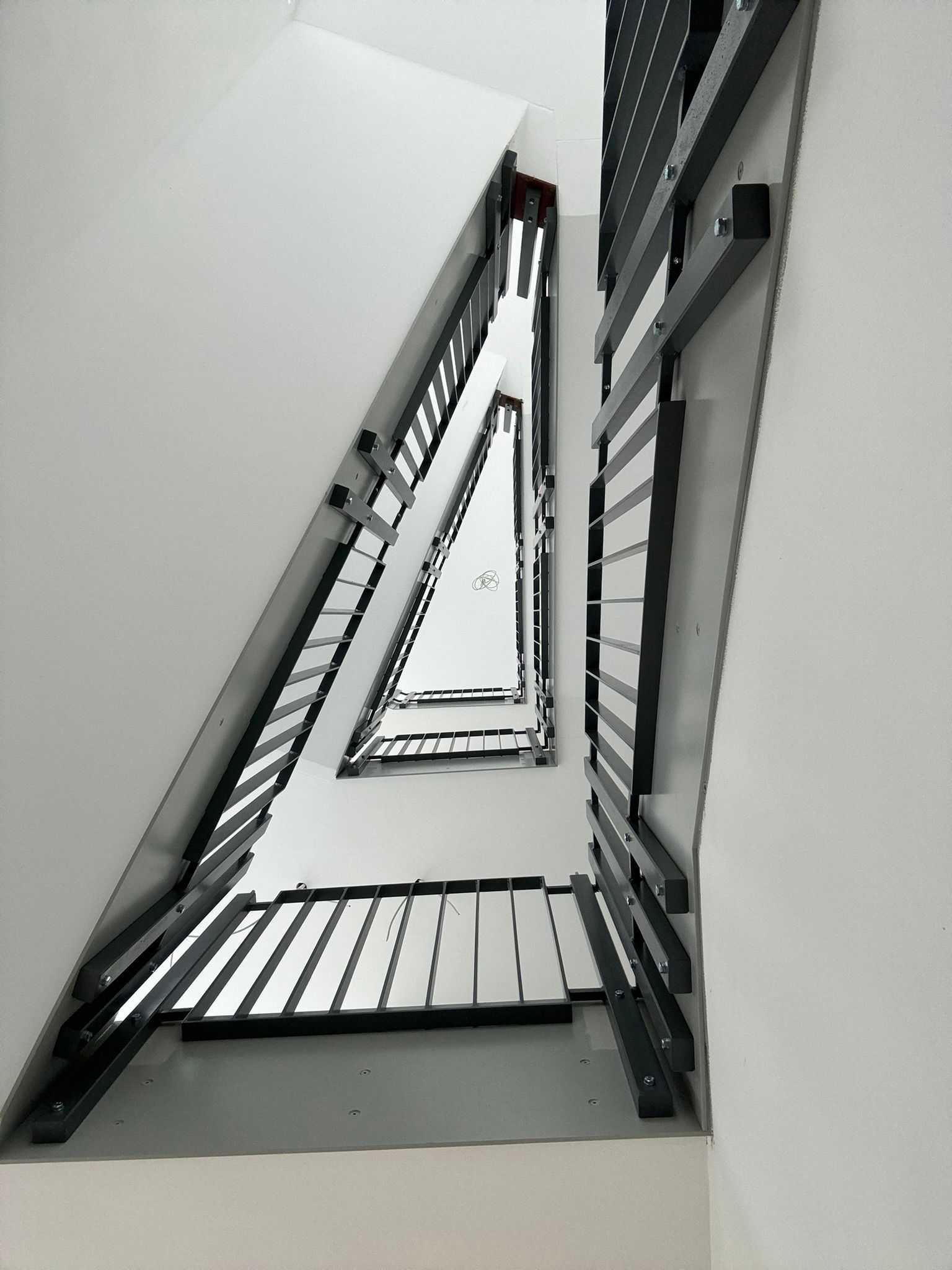 Metallbau Treppenhaus Geländer